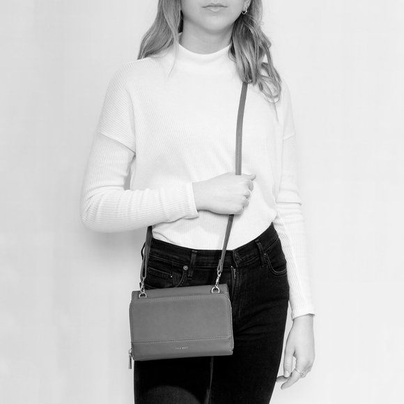 Pixie Mood Jane 2-in-1 Wallet Crossbody Bag - Picture 2 of 9